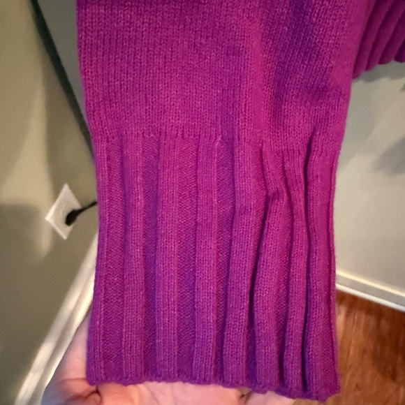 NWT GAP Vibrant Purple Ribbed Mock Neck Like Sweater SZ L - Picture 4 of 11